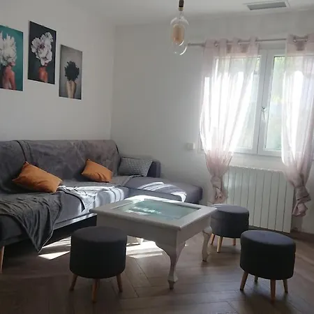 Dom wakacyjny Logement Entier, 200m Plage, Clim, Pmr